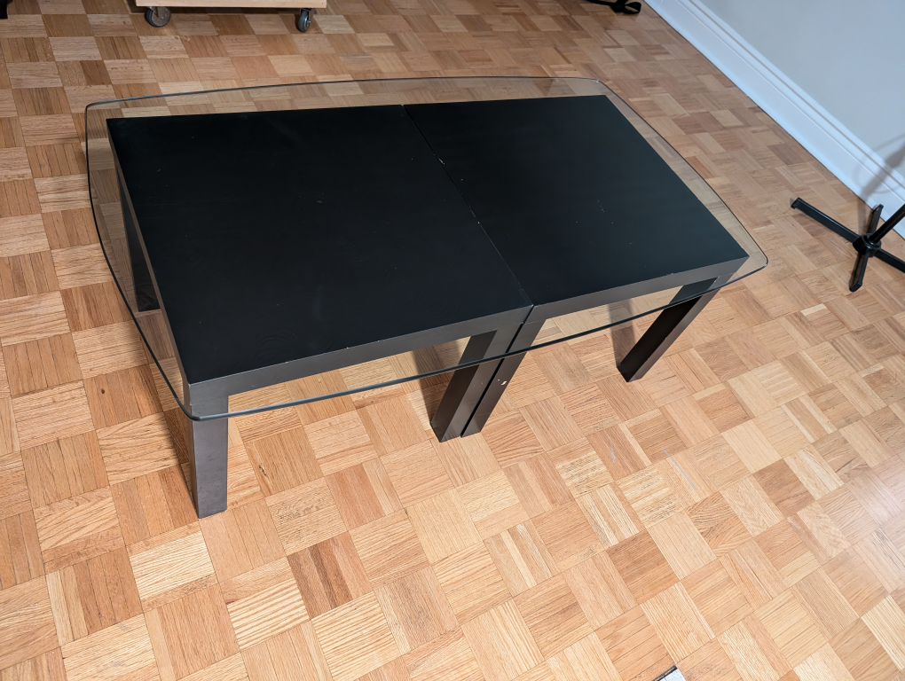 Black Glass-Top Coffee Table/side Table - photo 2