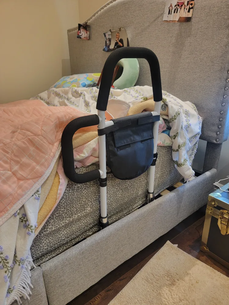 Bed Assist Rail with pocket image indicator(3)