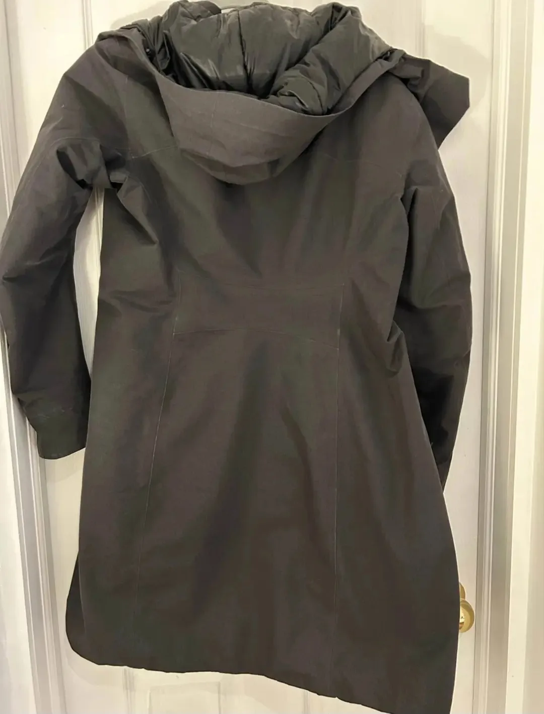 Arc'teryx Women's Down Coat - Size XS image indicator(2)
