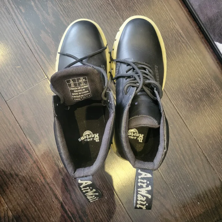 Dr. Martens Rikard Contrast Lace Up Boots (Brand New) image indicator(6)