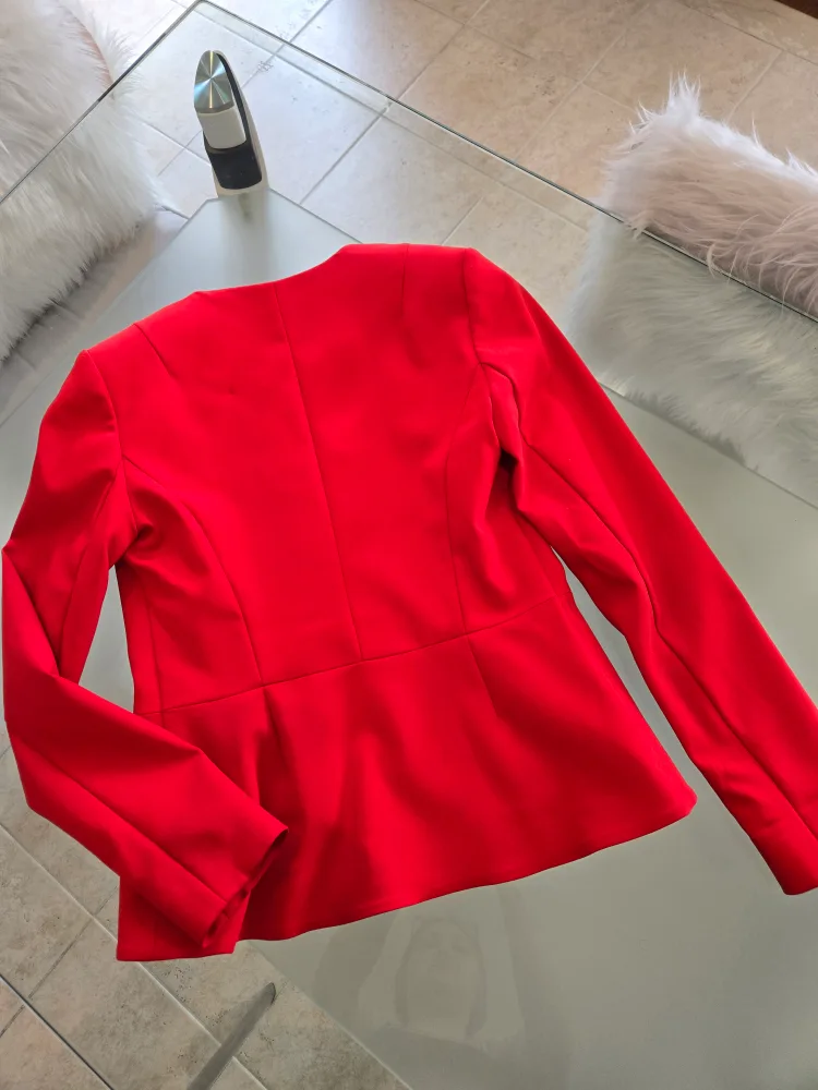 Red women's blazer, size small image indicator(5)