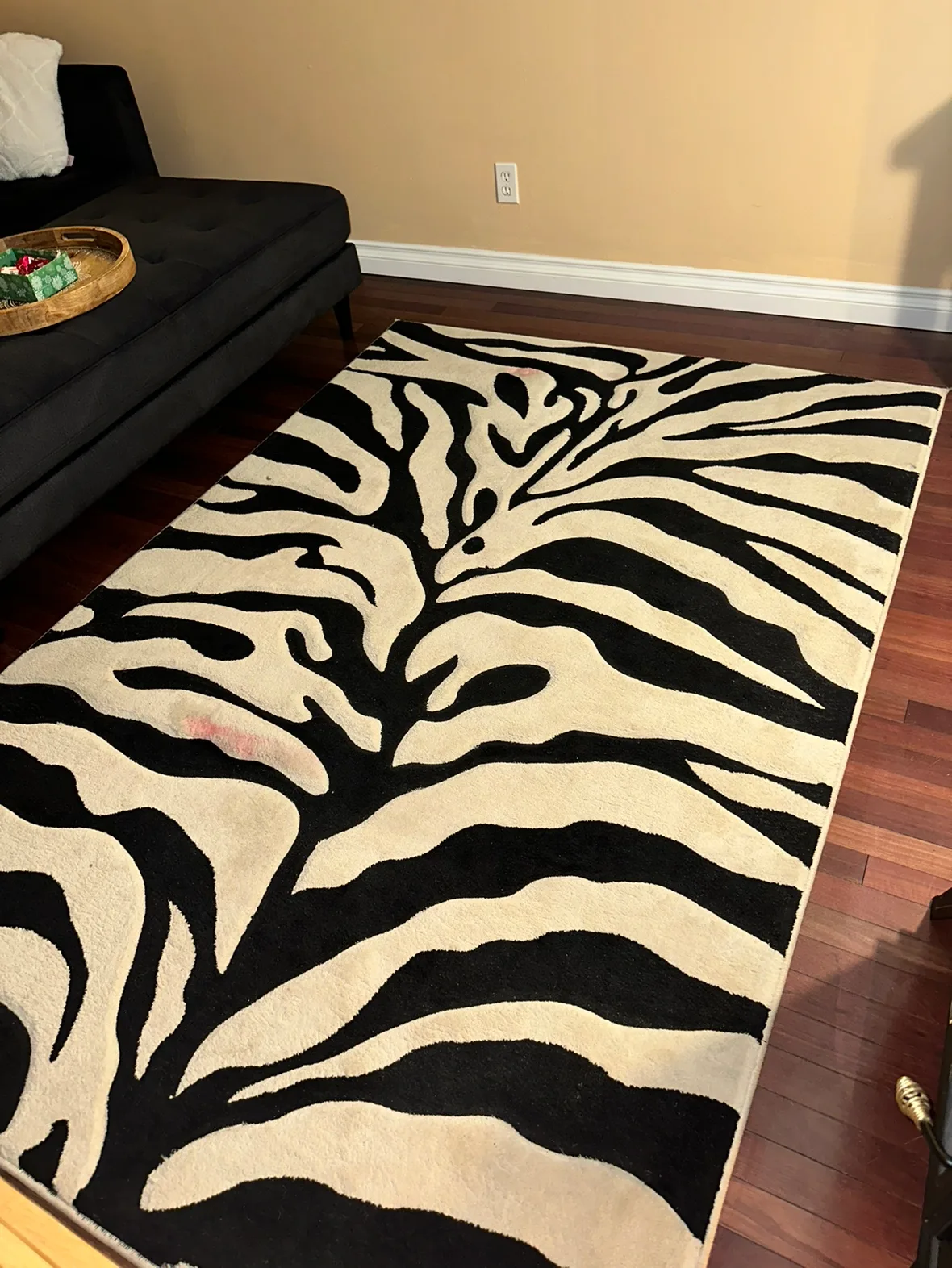 Black and White Zebra Area Rug image indicator(3)