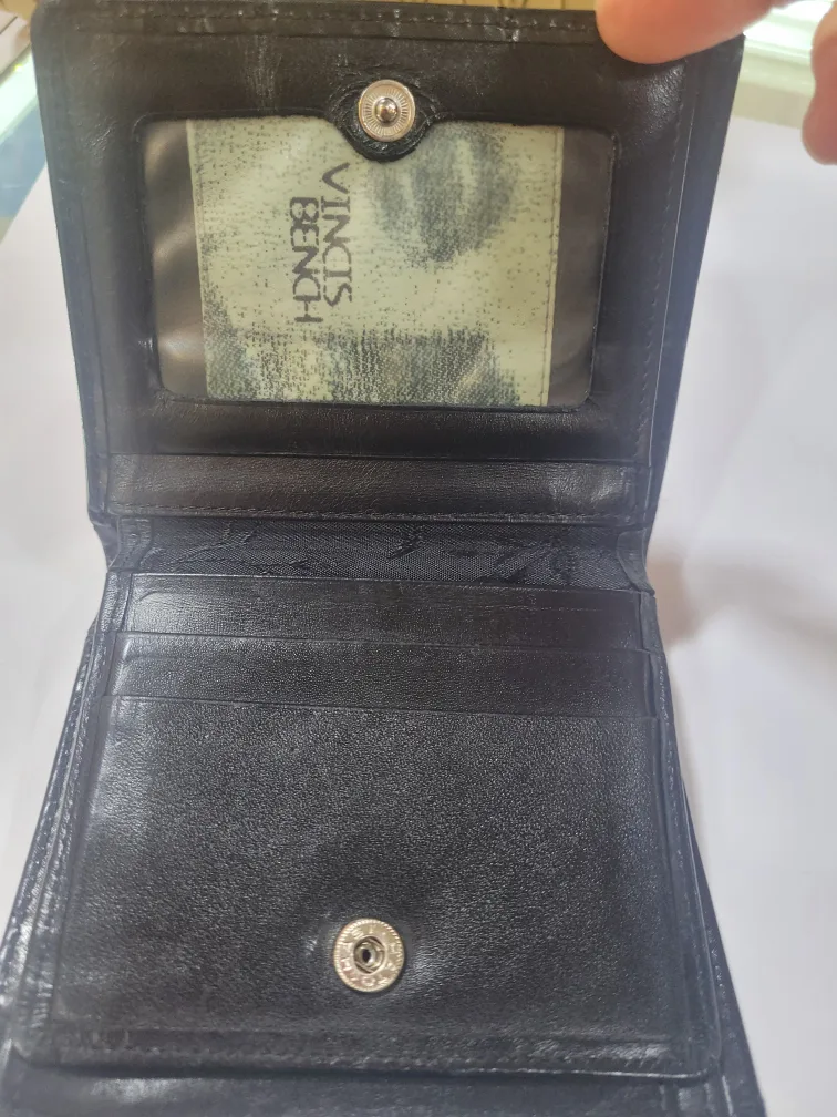 Vintage Vince Camuto Leather Wallet image indicator(2)