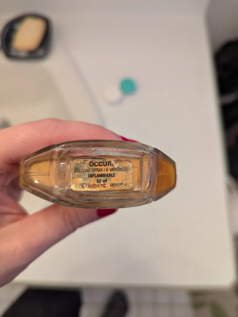 Avon Occur! perfume image indicator(2)