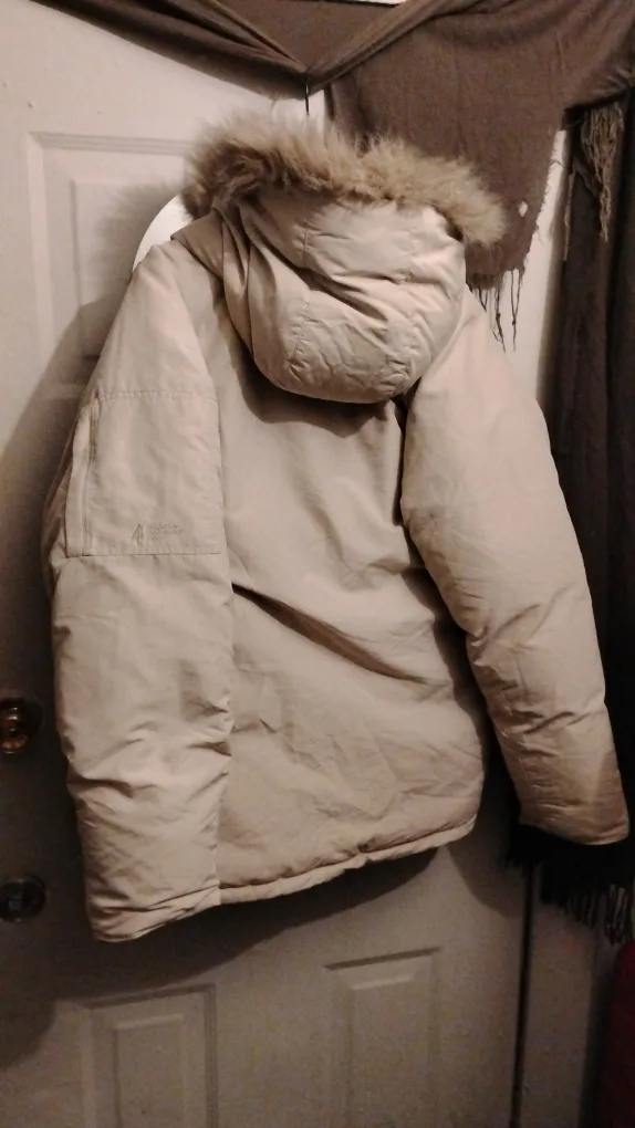 Vintage Mountain Equipment Co-op Men's Size Medium Down Parka image indicator(3)