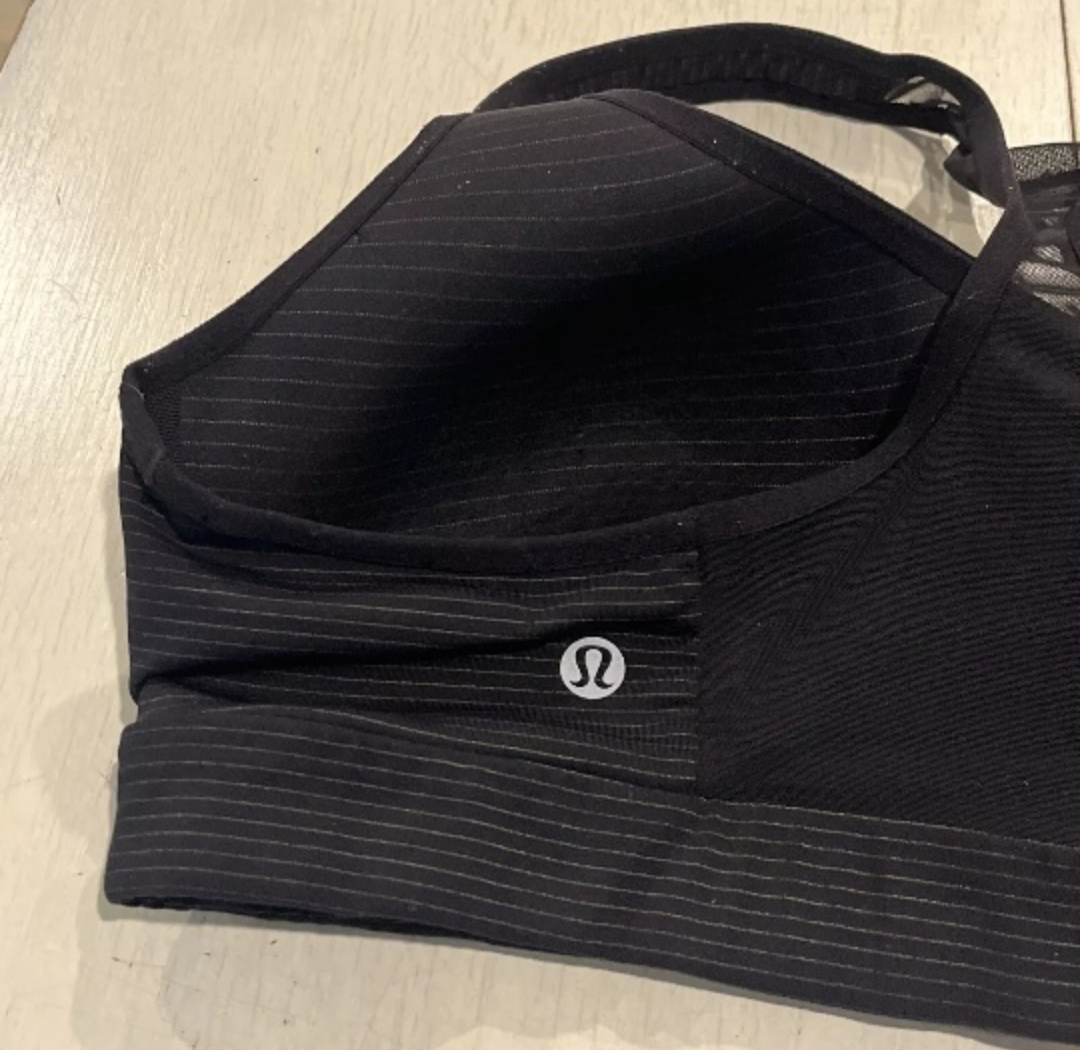 Lululemon Speed Up Bra - Black/Gold Stripe -Size 8 C/D Cup - photo 5