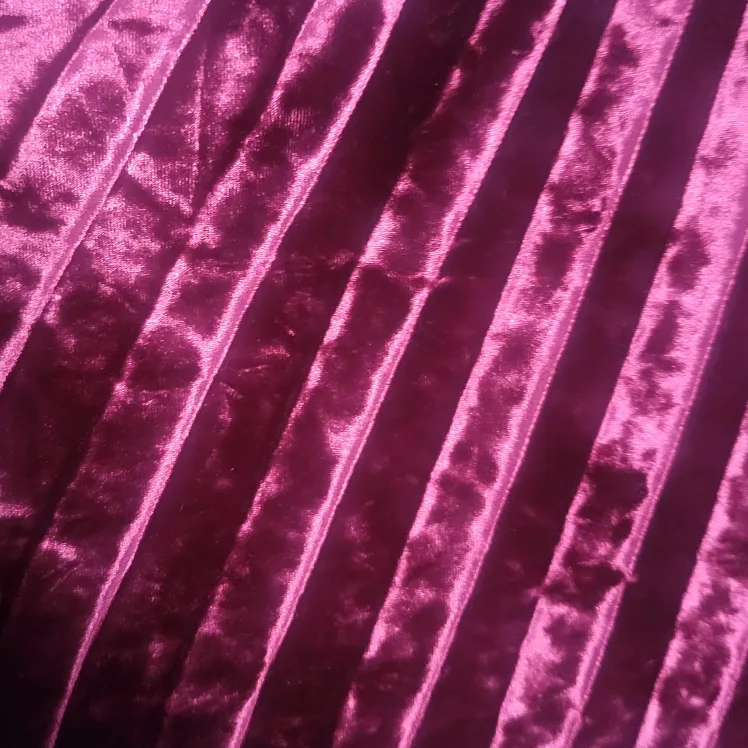 M&S Claret Velvet Pleated Midi Skirt - Size 18 image indicator(3)