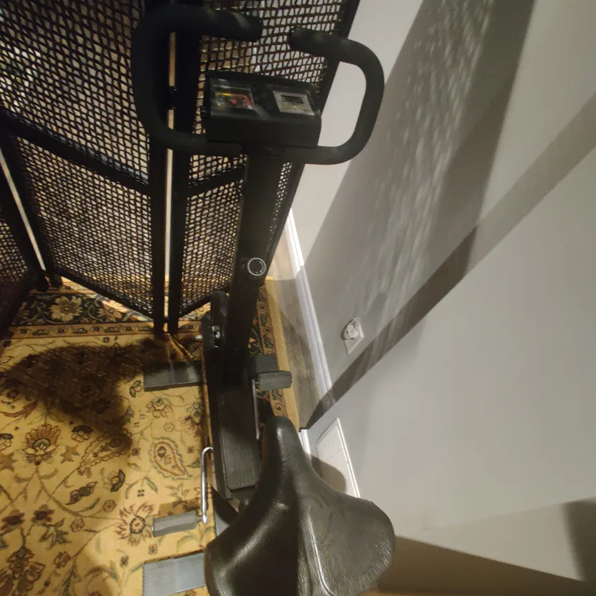 Vintage CCM 977 Exercise Bike image indicator(3)