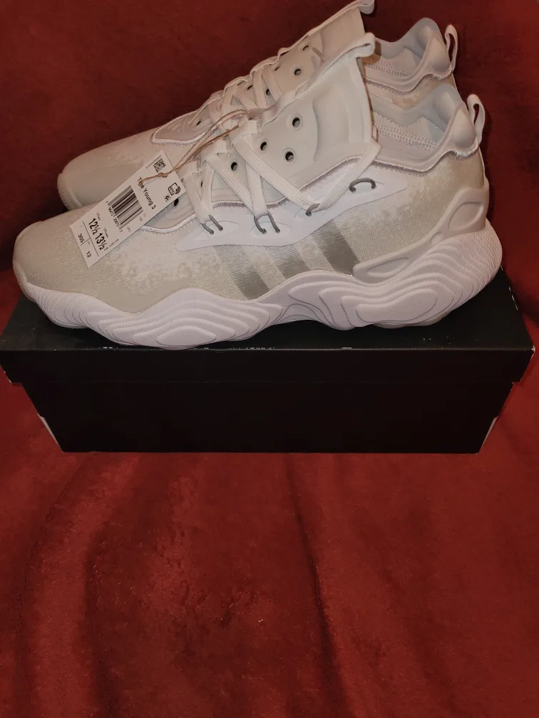 Adidas Trae Young 3 Basketball Shoes - Size 12.5 image indicator(2)