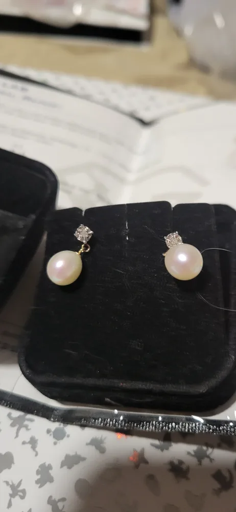 10K Gold, Diamond and Pearl Earrings image indicator(2)