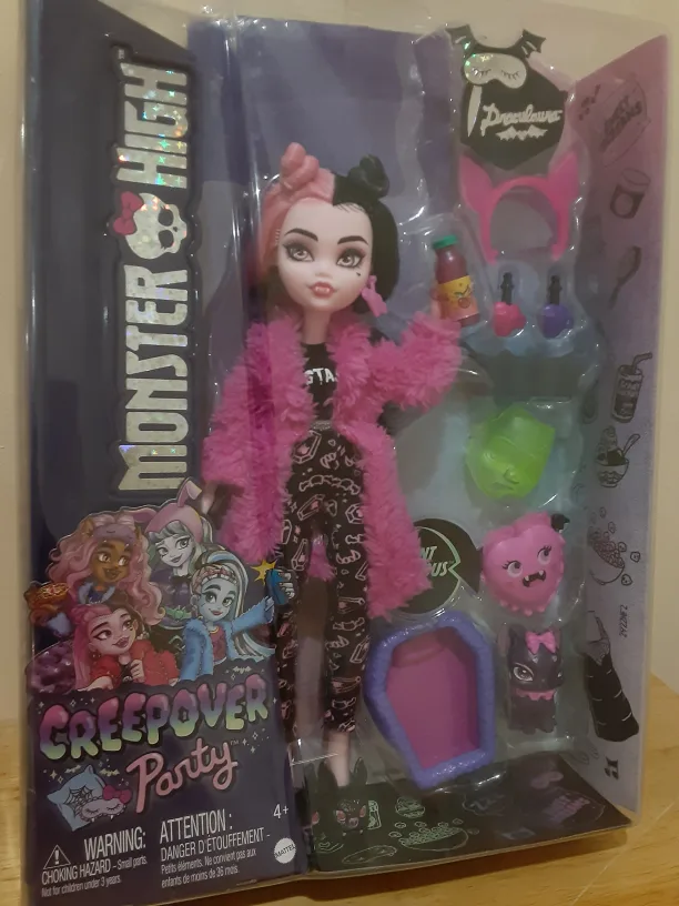 Monster High Draculaura  Doll Sleepover Creepover Party image indicator(2)