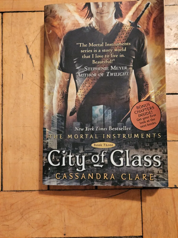 City of Glass - The Mortal Instruments Book 3 thumbnail