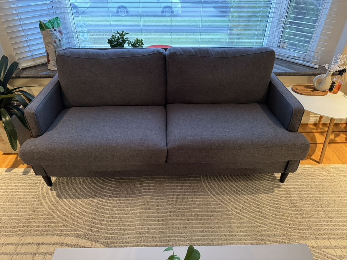 Love seat