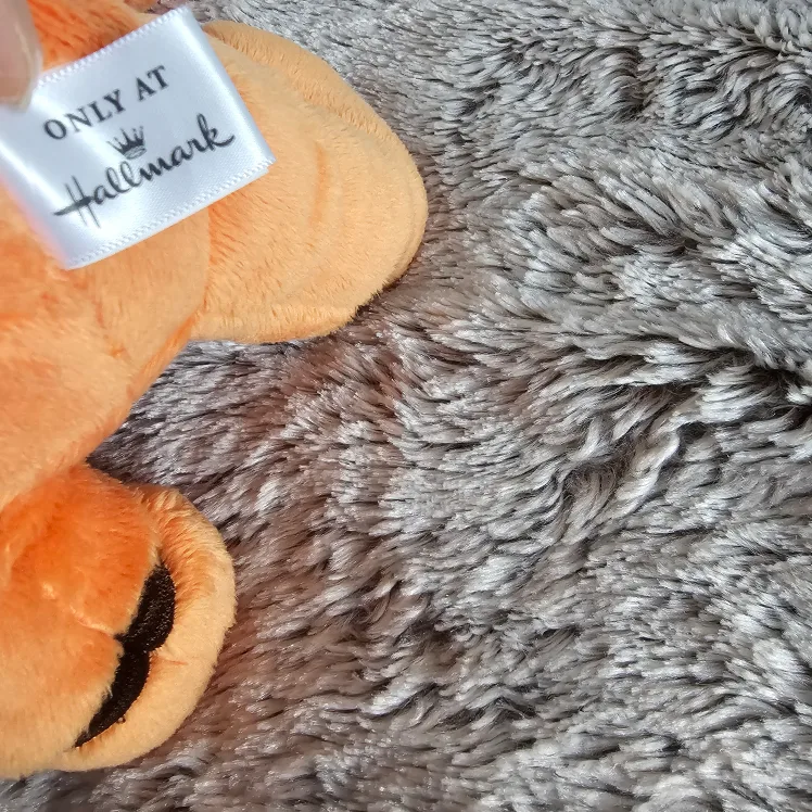 Hallmark Tigger Christmas Plush Toy image indicator(4)