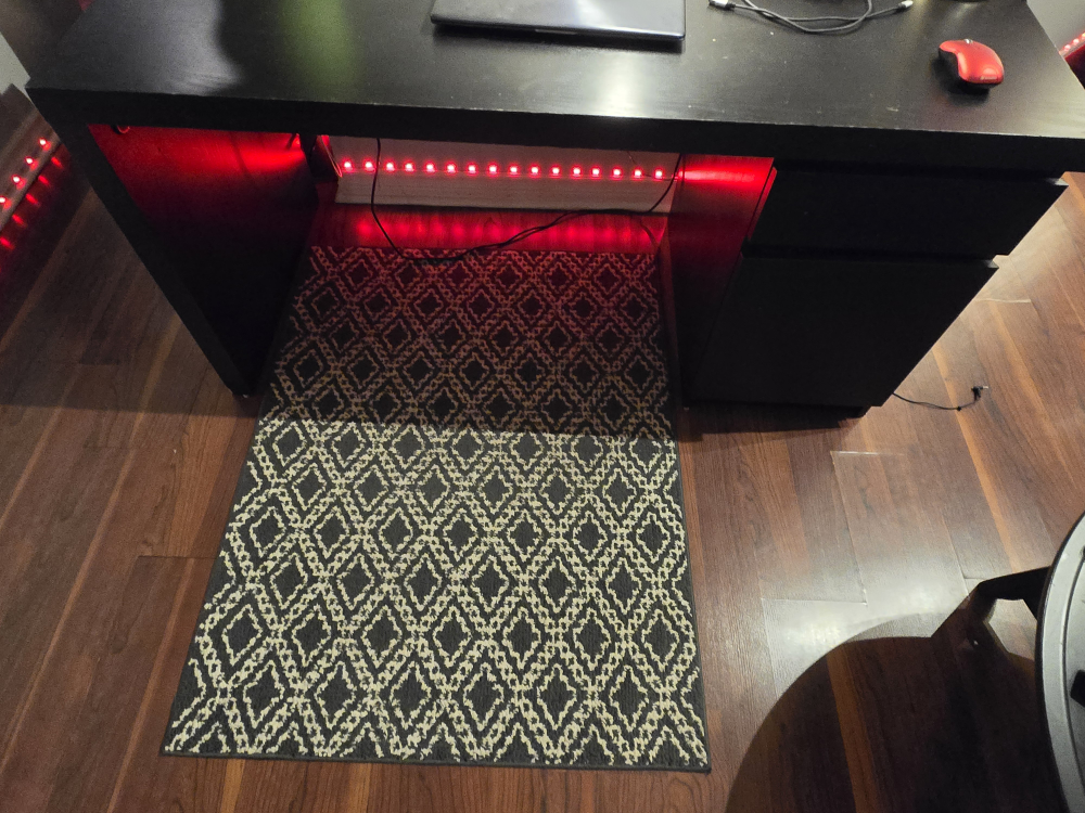Ikea Malm desk - photo 5