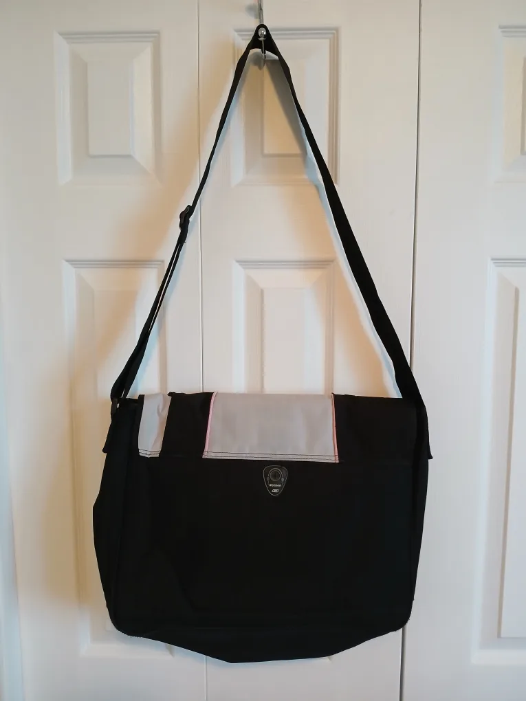 Messenger/laptop bag.  Reebok image indicator(2)