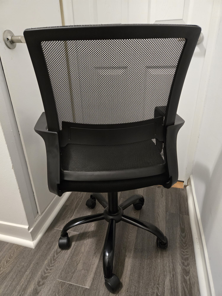 Black Mesh Office Chair - photo 3