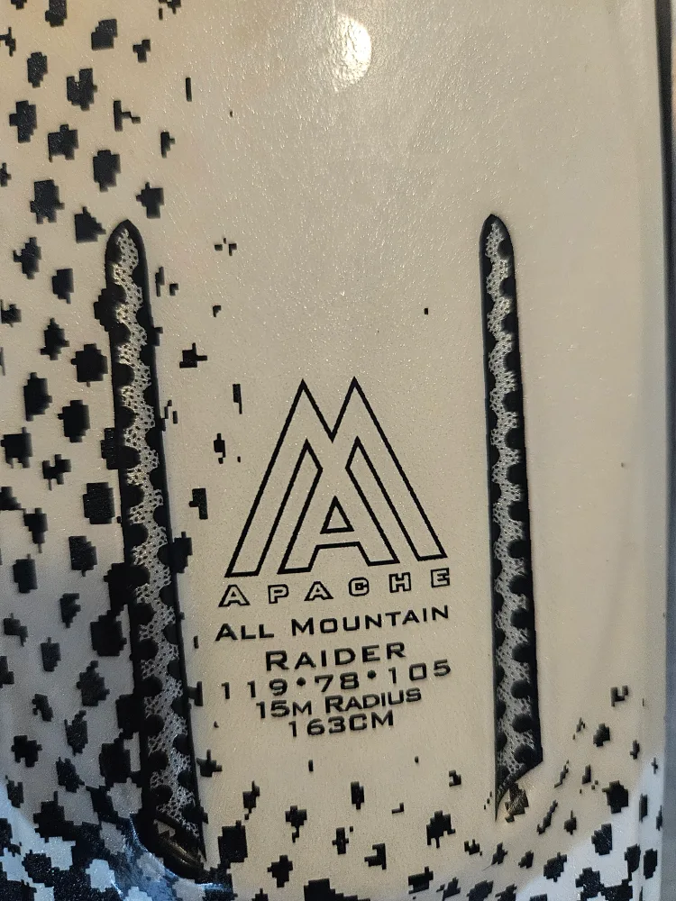 Apache Raider Skis with Sportchek Bindings and Poles image indicator(9)