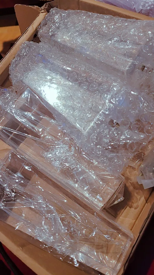 Acrylic Lucite Furniture Legs 6" Pyramid Clear Legs for Sofa image indicator(2)