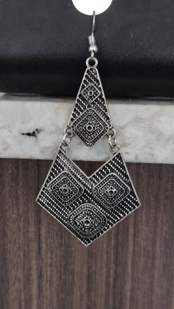 Silver Tone Geometric Drop Earrings - photo 2