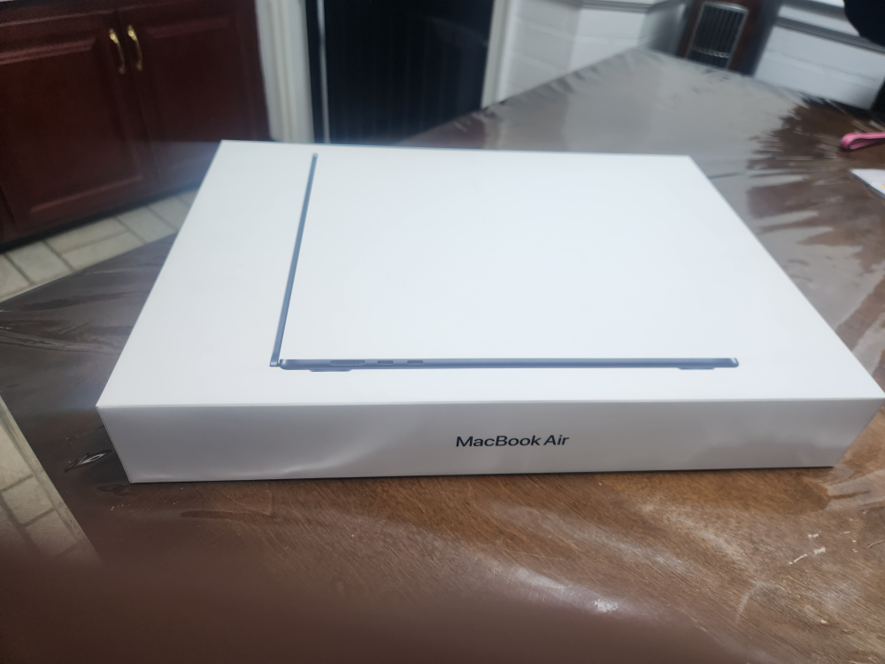 15-inch MacBook Air with Apple M3 chip