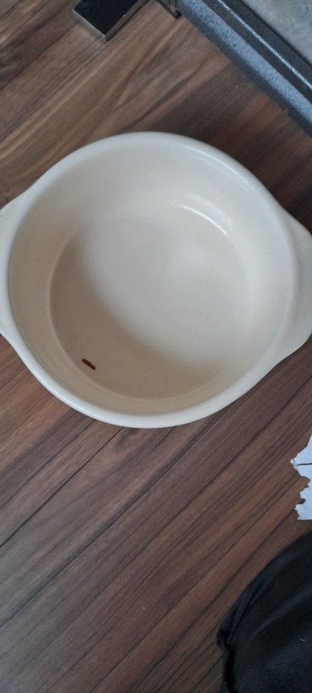 Cream-coloured Ceramic Baking Dish