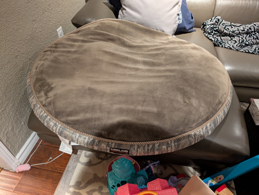 Kirkland Signature Pet Bed