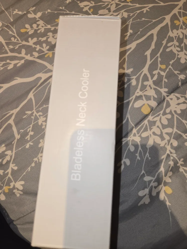 Bladeless Neck Cooler Fan - Portable Personal Cooling Device image indicator(2)