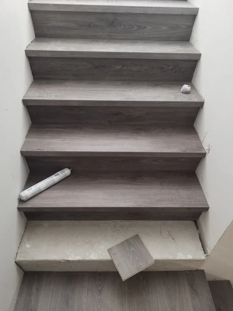 Stair Treads and Flooring image indicator(3)