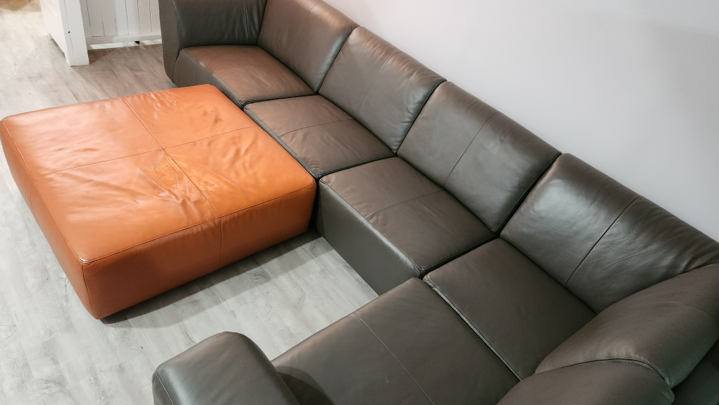 EQ3 Grey Leather Sectional with Orange Leather Ottoman - photo 2