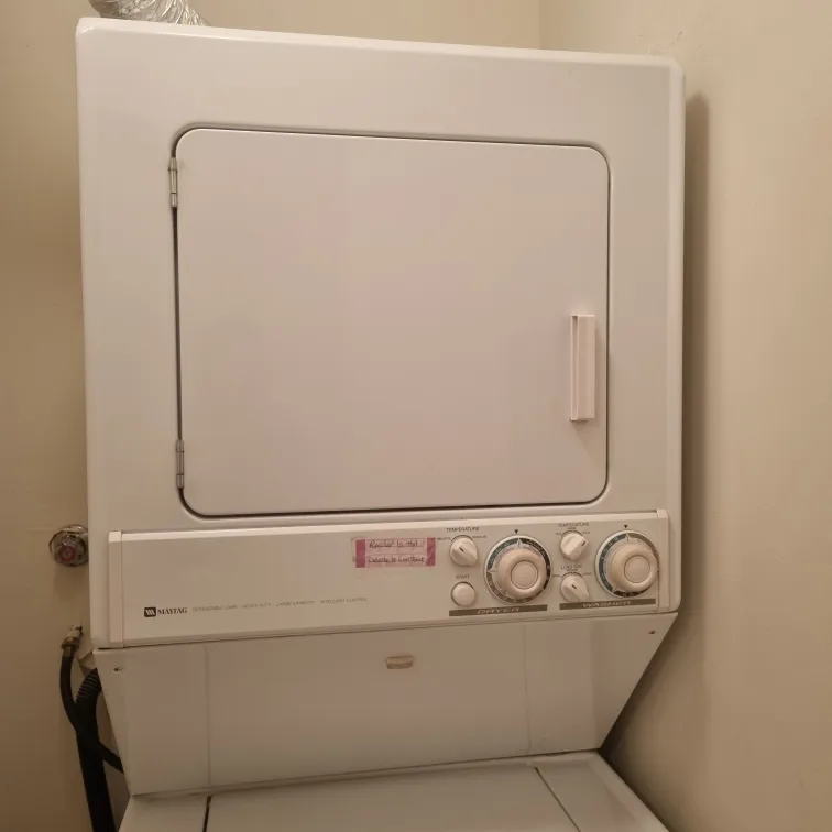Maytag Washer and Dryer Set image indicator(2)