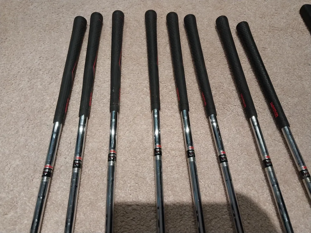 10 piece golf clubs - wilson taylormade image indicator(2)