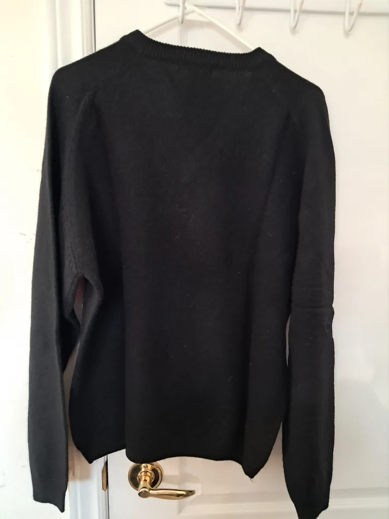 Men's Christopher Rand Black V-Neck Sweater image indicator(2)
