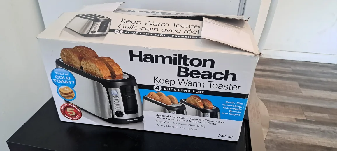 Hamilton Beach 4-Slice Long Slot Toaster with Keep Warm image indicator(4)