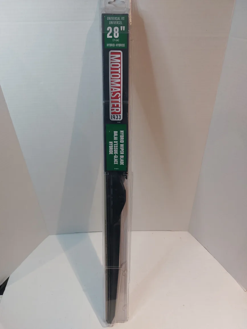 28" Motomaster 1933 Hybrid Wiper Blade image indicator(3)