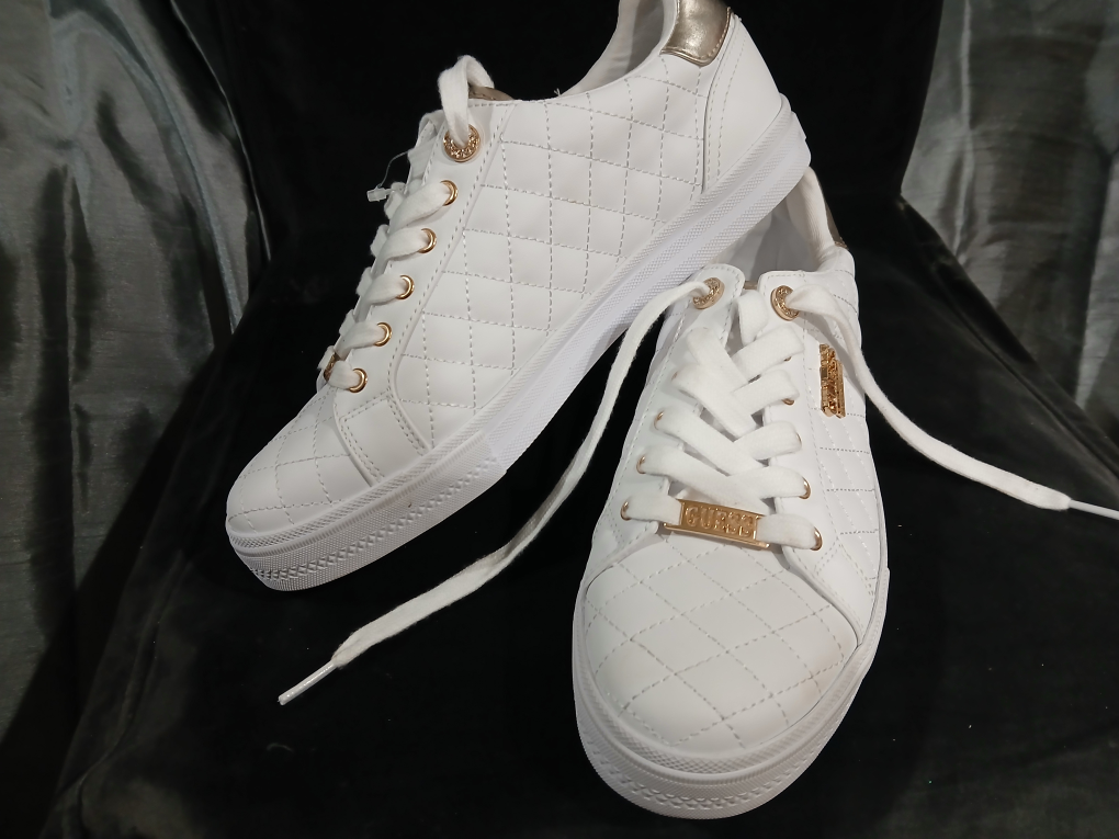 NEW Guess sneakers