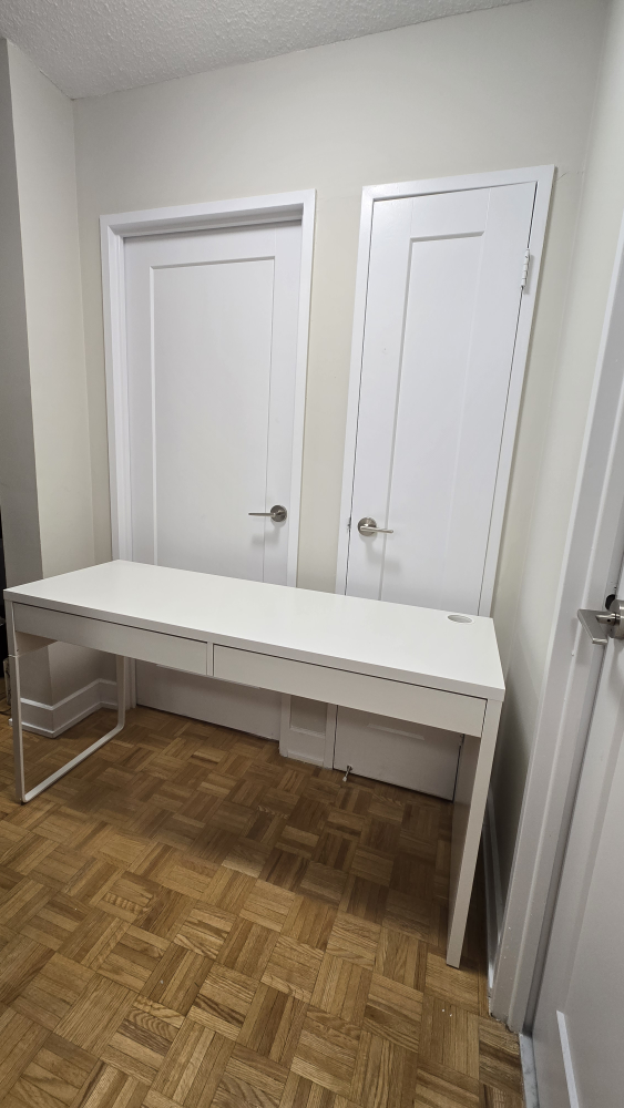 IKEA MICKE Desk White - 90$