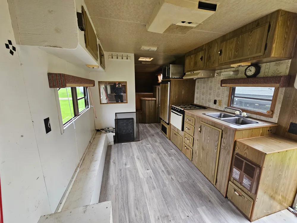 Lynx Travel Trailer image indicator(8)