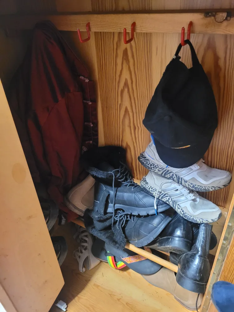 Wooden Shoe Cabinet with Two Doors image indicator(3)