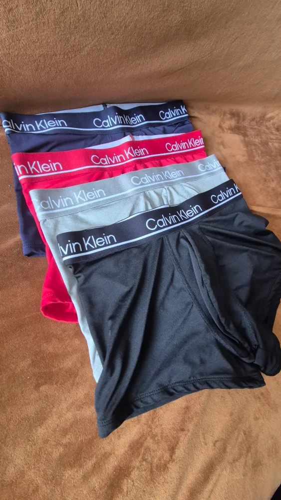 Calvin Klein Men's underwear Bundle of 4 image indicator(2)