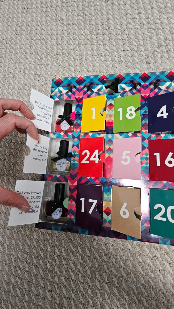 Sephora Ciaté Mini Mani Month Advent Calendar Nail Polish image indicator(3)