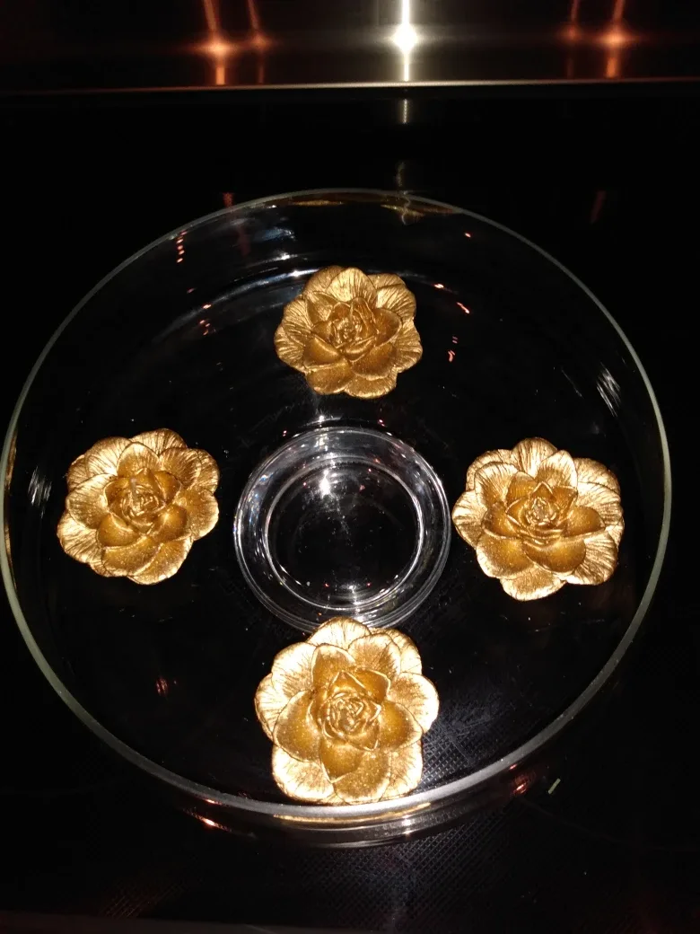 3 Pcs Gold Rose Floating Candles Centerpiece (price drop) thumbnail