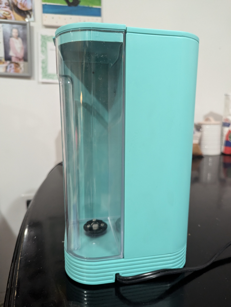 Tropical blue Keurig coffee maker machine - very good condition! - photo 5