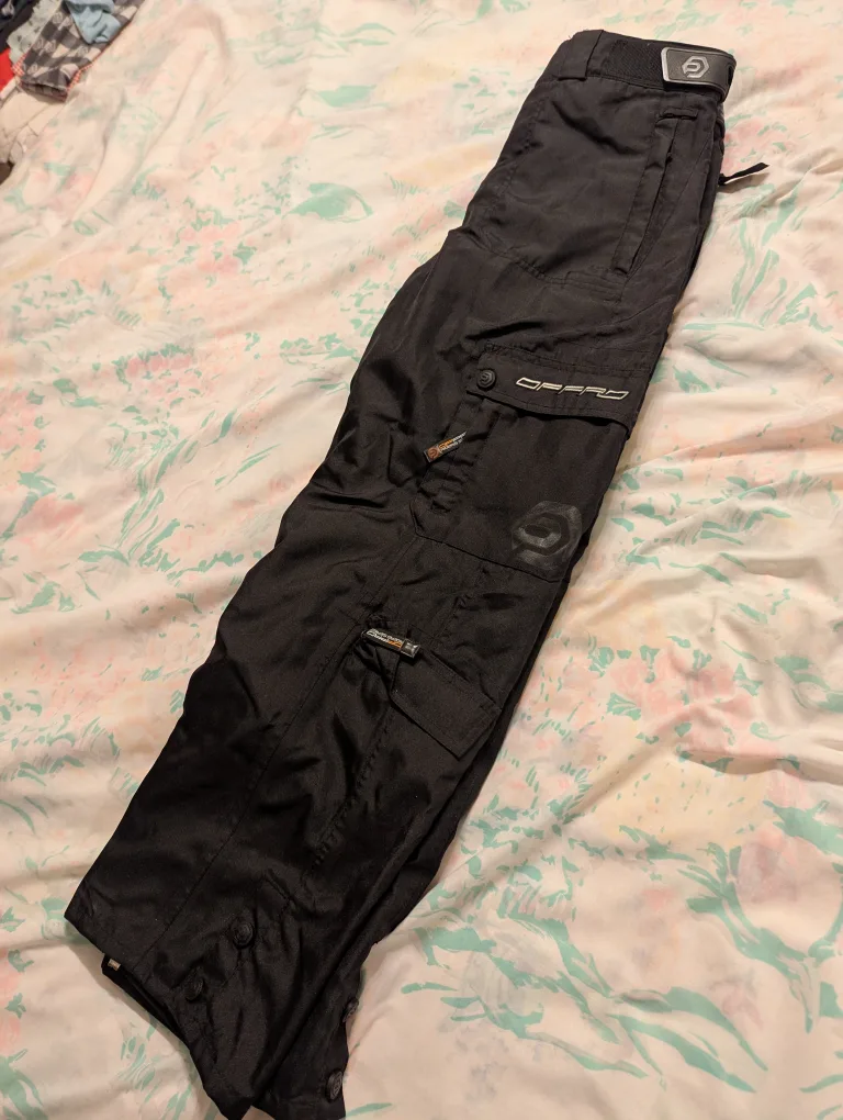 OP Pro Series Water Resistant Snow Pants - Size 14 image indicator(2)