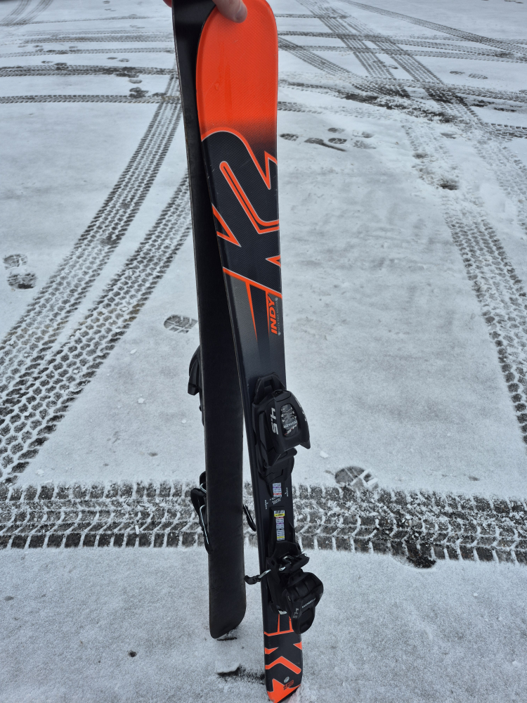 Kids skiis and boots