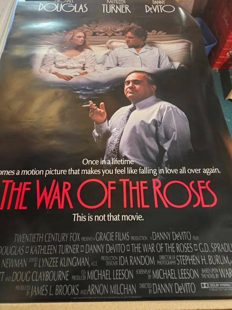 The War of the Roses Movie Poster thumbnail