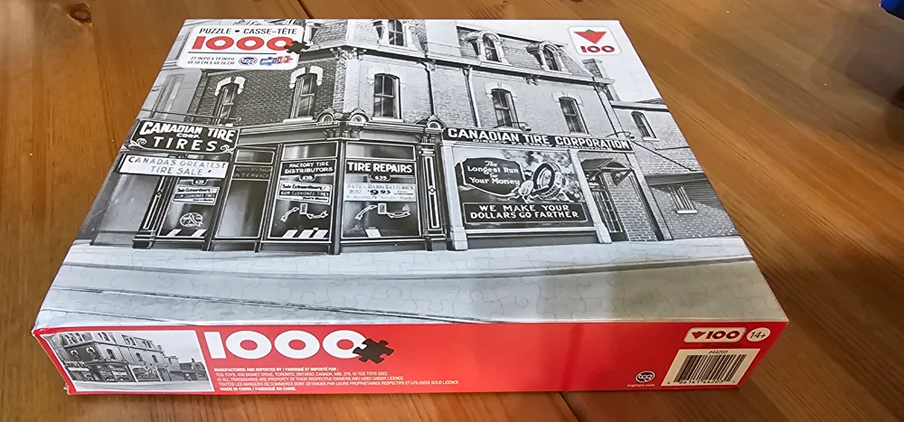 Canadian Tire 1000-Piece Puzzle - Vintage Store image indicator(2)