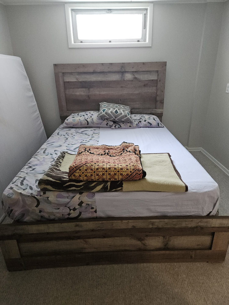 Queen Size wooden Bed with Headboard