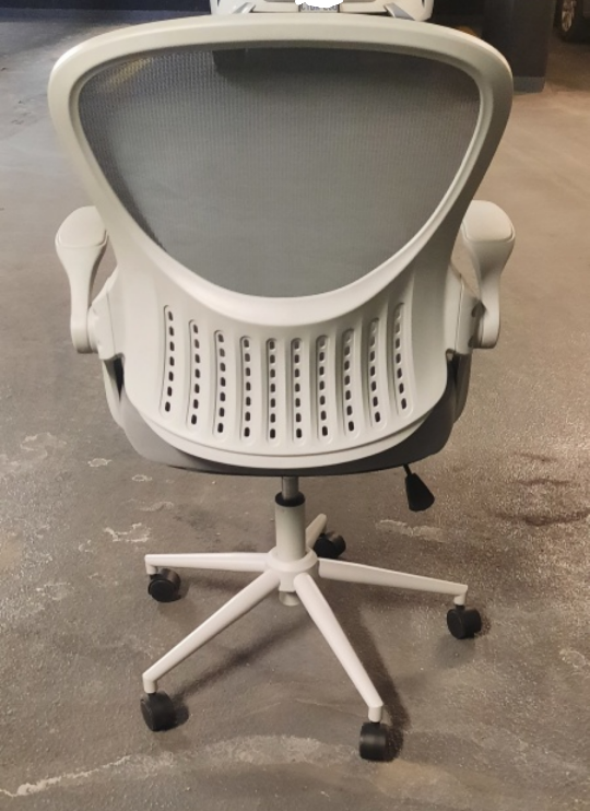 Grey Mesh Office Chair with White Frame - photo 2