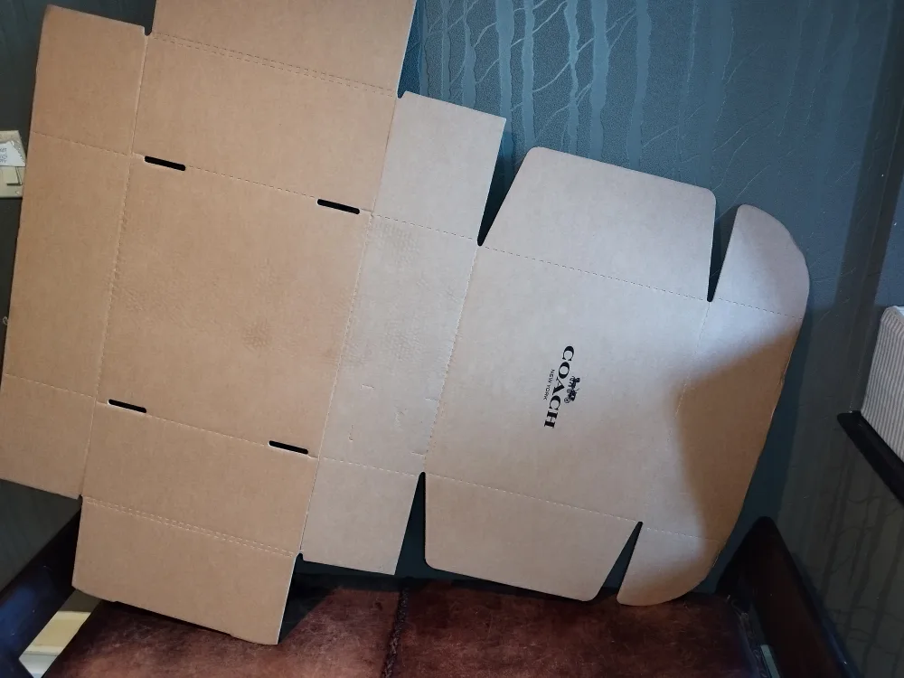 Coach New York Gift Box image indicator(2)